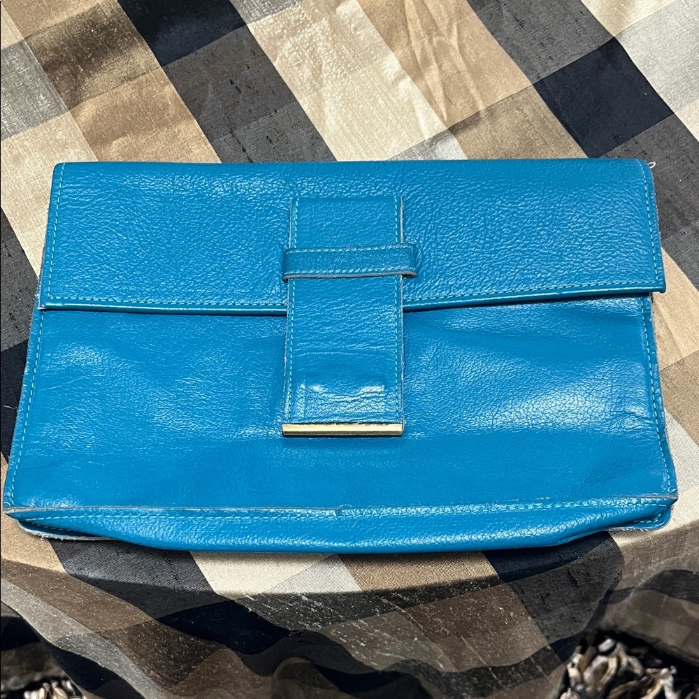 Sleek Vintage Blue Leather Fold-Over Clutch with Tab Accent